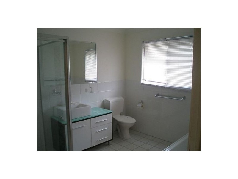 2/15 Dudley St, Mermaid Beach QLD 4218