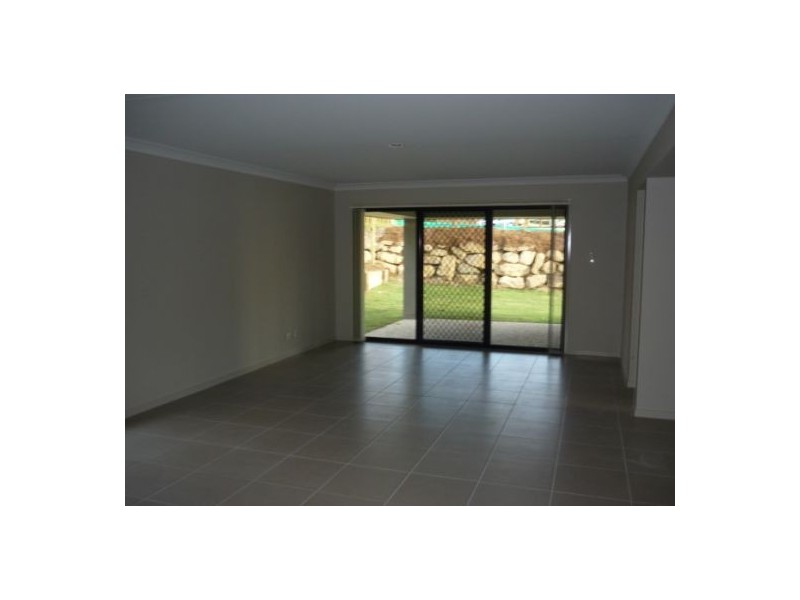 Pacific Pines QLD 4211