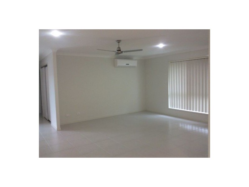 Pacific Pines QLD 4211