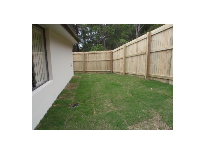 Pacific Pines QLD 4211