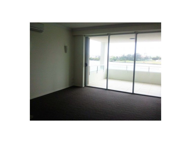 Varsity Lakes QLD 4227