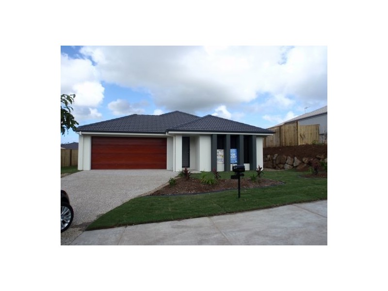 95 McAuley Parade, Pacific Pines QLD 4211