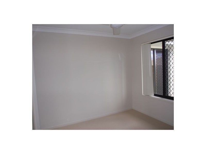 95 McAuley Parade, Pacific Pines QLD 4211