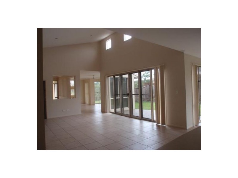 Coomera Waters QLD 4209