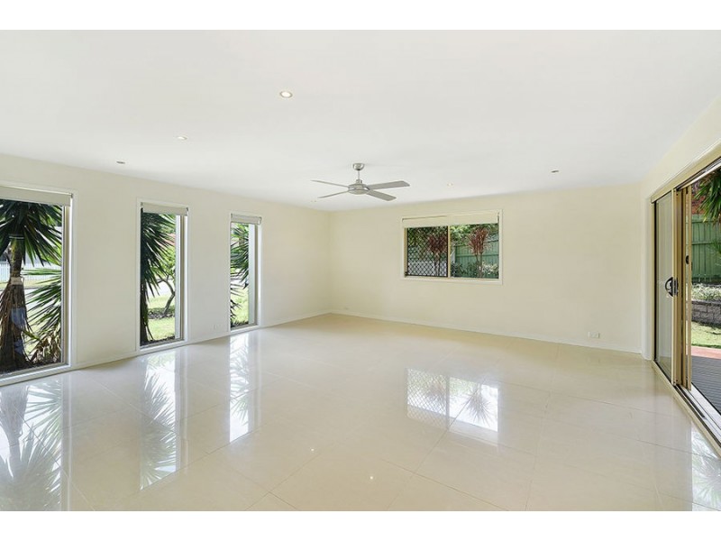 25 Frangipani Street, Miami QLD 4220