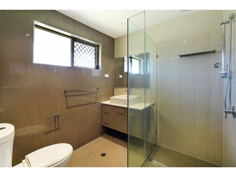 25 Frangipani Street, Miami QLD 4220