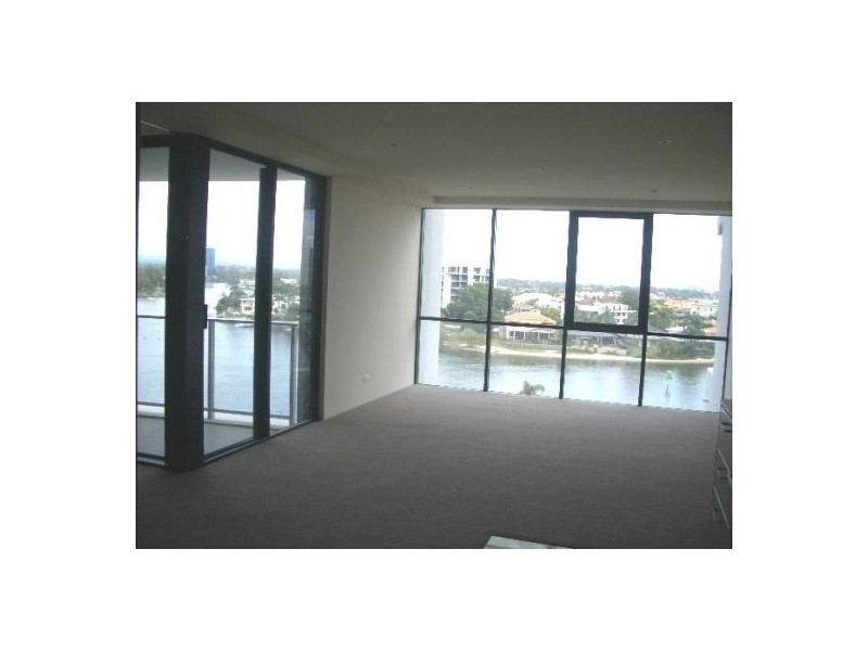 602/4 Wahroonga Place, Surfers Paradise QLD 4217