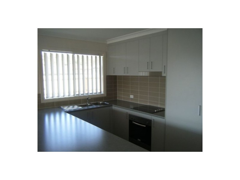 Pacific Pines QLD 4211