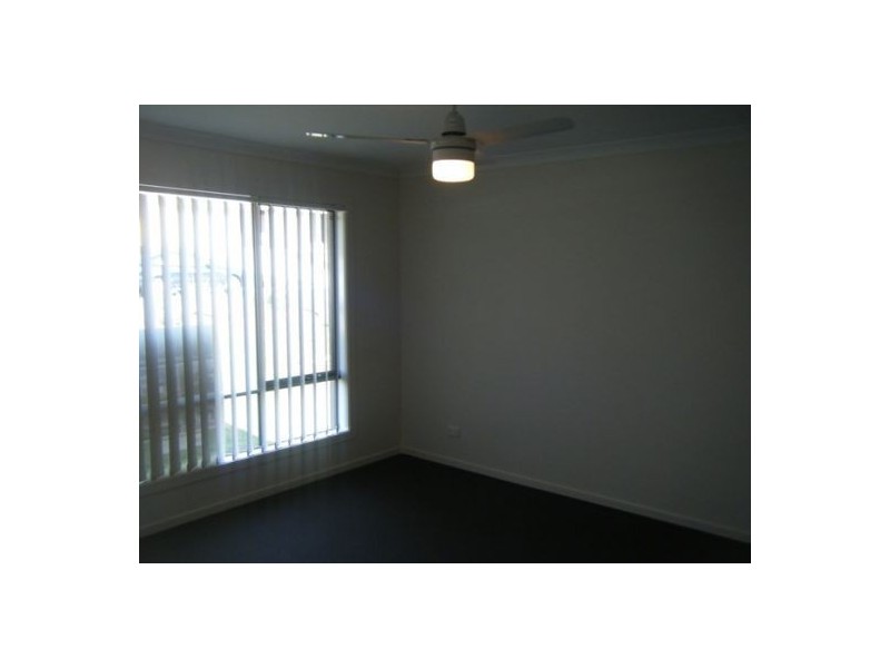 Pacific Pines QLD 4211