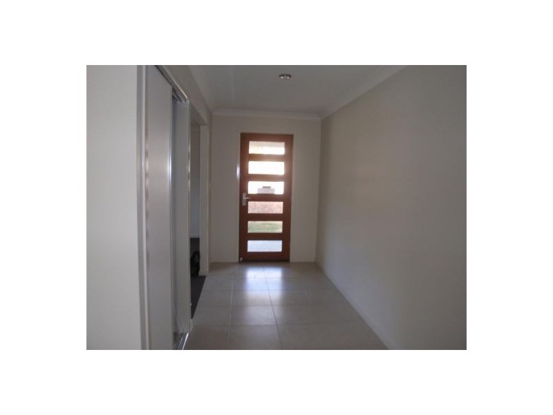 14 Conjola Lane, Waterford QLD 4133