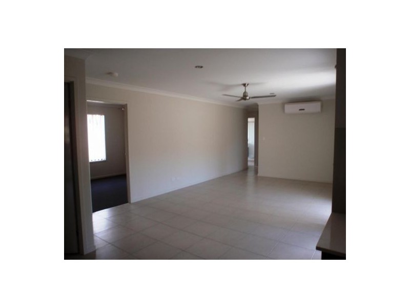 14 Conjola Lane, Waterford QLD 4133