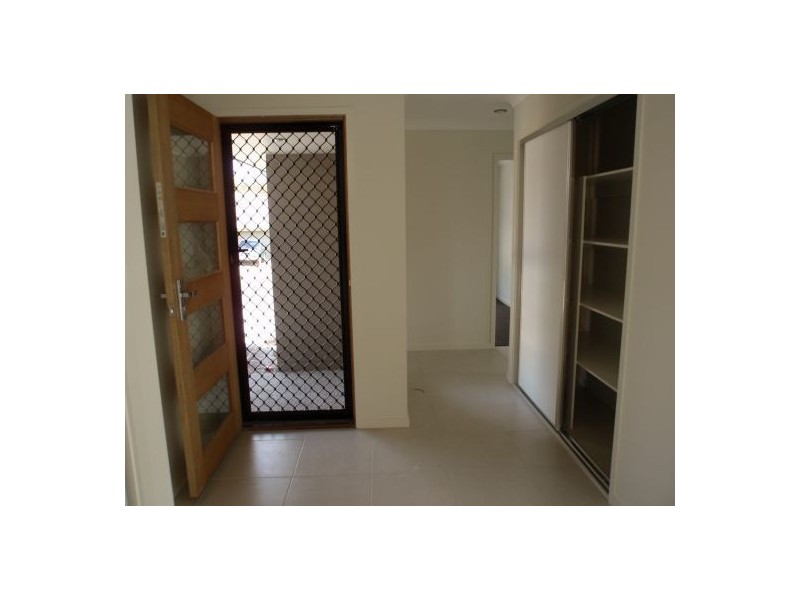 Pacific Pines QLD 4211