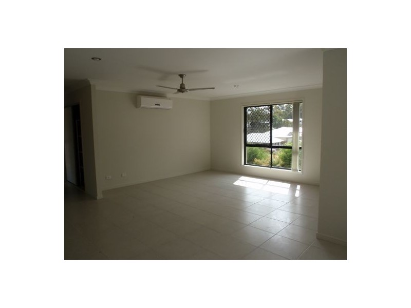 Pacific Pines QLD 4211