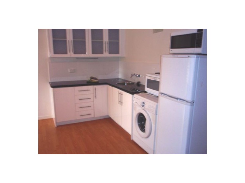 Chevron Island QLD 4217