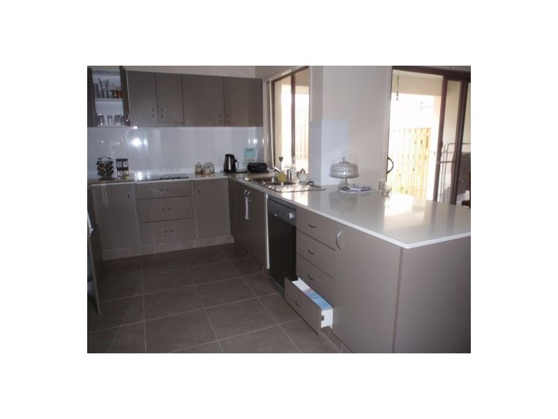 Pacific Pines QLD 4211