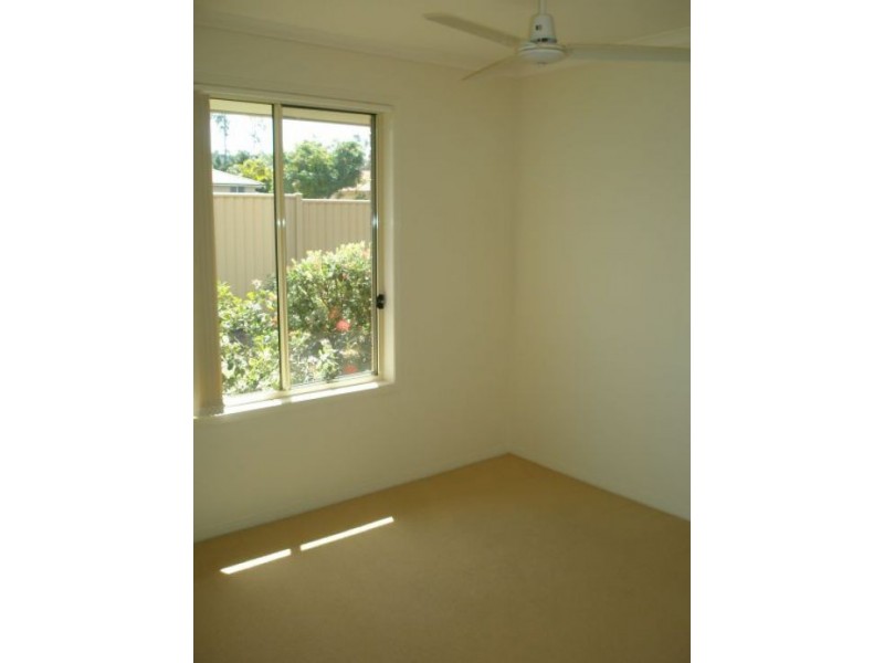 22 Santa Isobel Boulevard, Pacific Pines QLD 4211