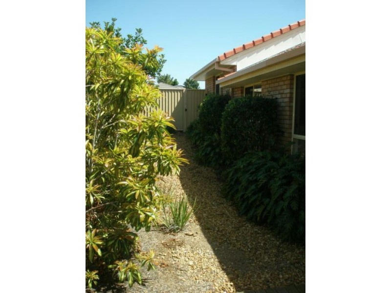 22 Santa Isobel Boulevard, Pacific Pines QLD 4211