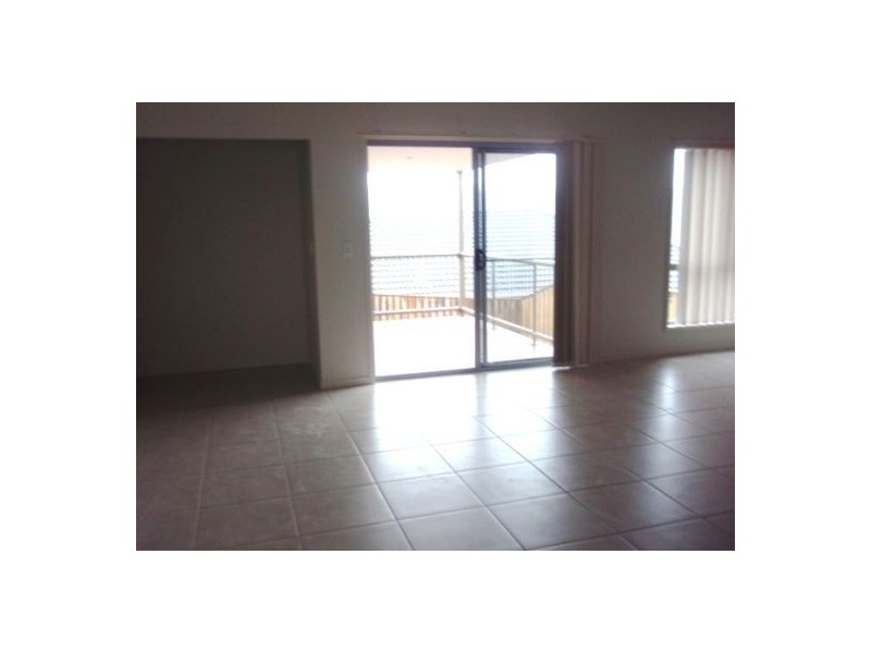 Pacific Pines QLD 4211