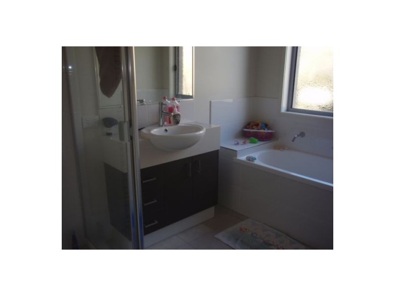 Pacific Pines QLD 4211