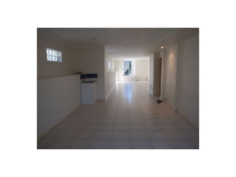 1 Alter Court, Robina QLD 4226