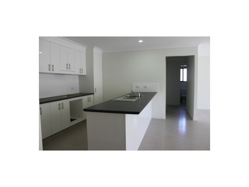 Pacific Pines QLD 4211