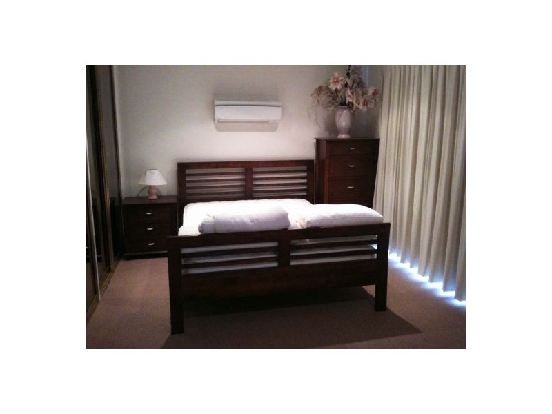 Broadbeach Waters QLD 4218