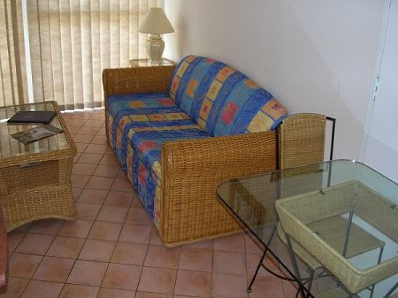 25/210 Surf Parade, Broadbeach QLD 4218