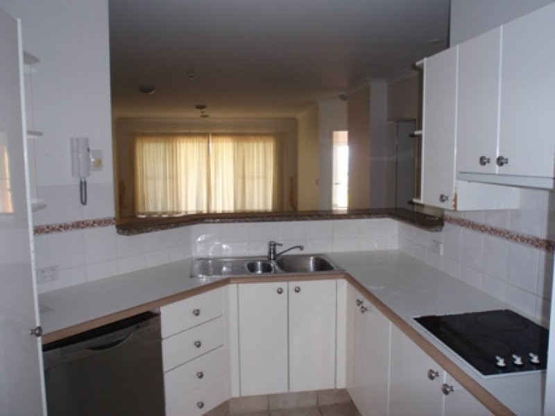 D4 Great Hall Drive, Nobby Beach QLD 4218