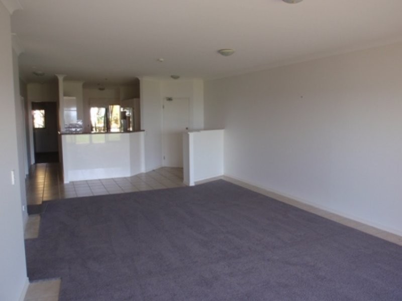 D4 Great Hall Drive, Nobby Beach QLD 4218