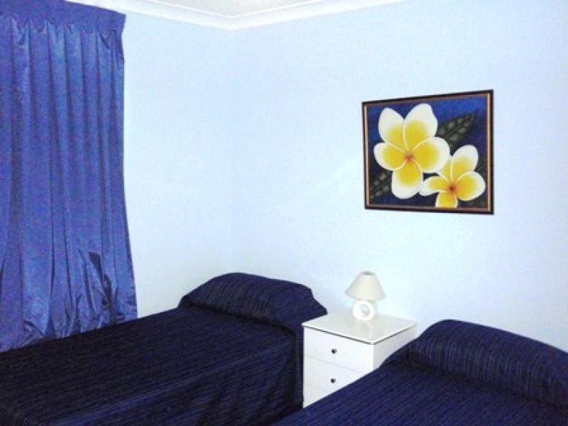 42 “Santorini By The Sea” 28 Chairlift Ave, Nobby Beach QLD 4218