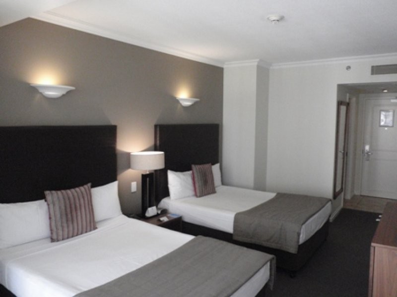 1215/25 Laycock Street, Surfers Paradise QLD 4217