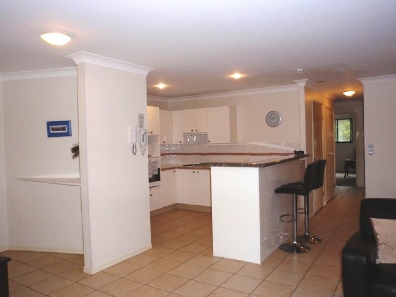 B7 Great Hall Drive, Nobby Beach QLD 4218