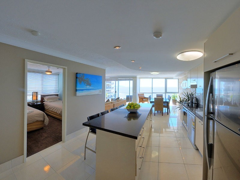 15E/52 Goodwin Terrace, Burleigh Heads QLD 4220