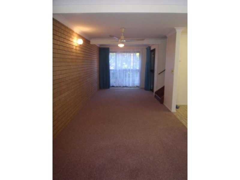 1/10 Angie Court, Mermaid Beach QLD 4218