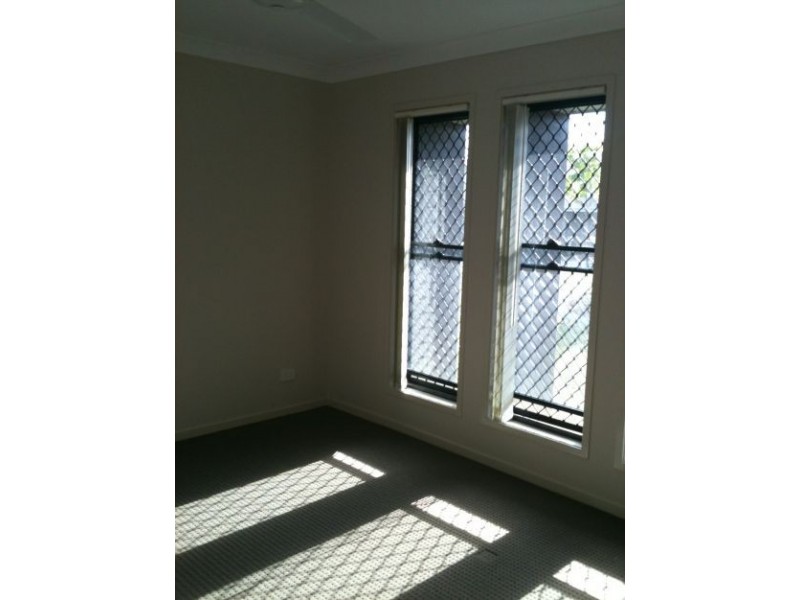 Pacific Pines QLD 4211