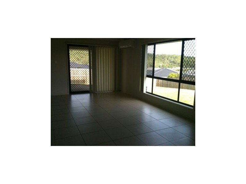 Pacific Pines QLD 4211