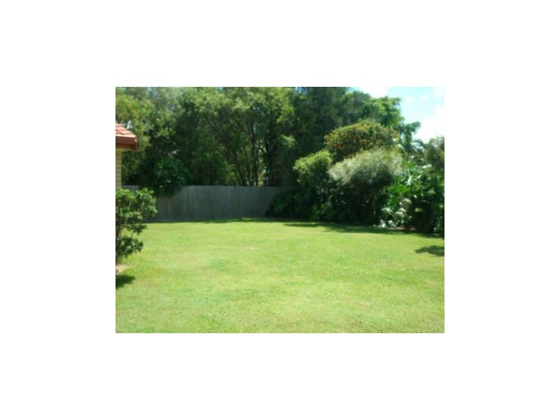 5 Ireby Court, Mermaid Waters QLD 4218