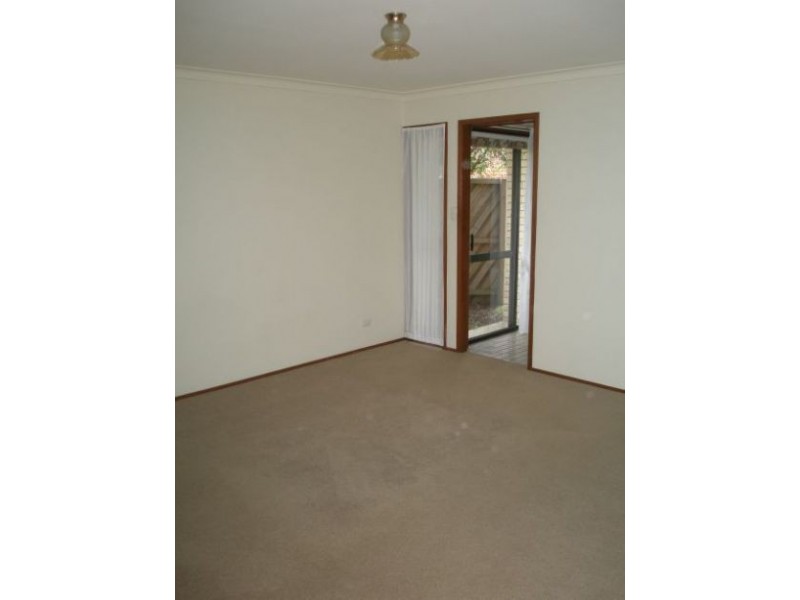 5 Ireby Court, Mermaid Waters QLD 4218