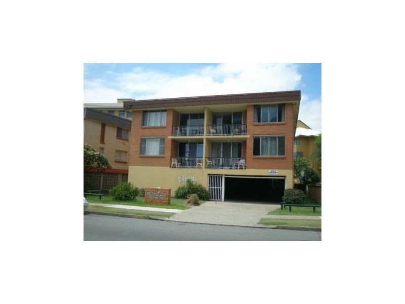 4/4 Alexandra Avenue, Mermaid Beach QLD 4218
