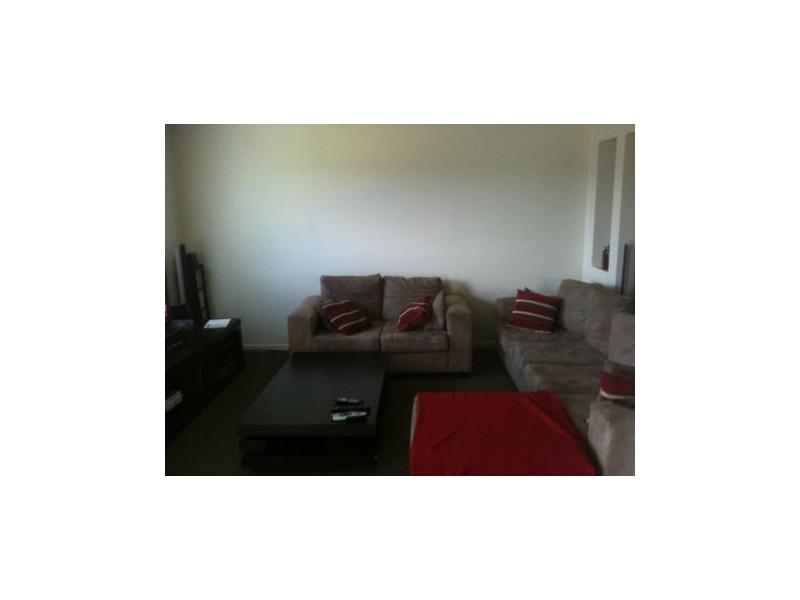 3 Gascoyne Street, Pacific Pines QLD 4211