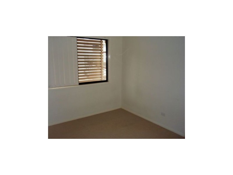 12/141 Cotlew Street, Ashmore QLD 4214