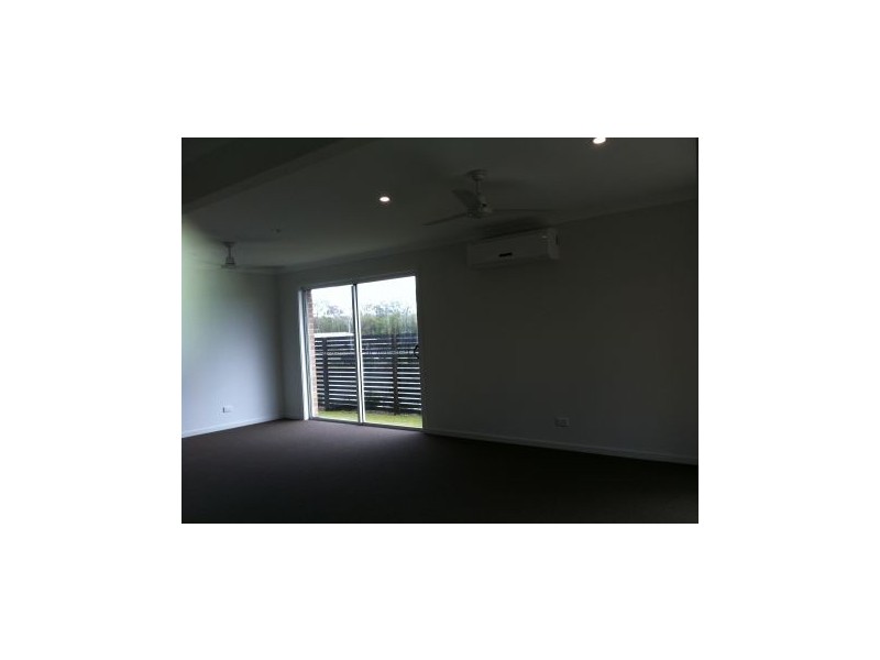 21 Arcadia Boulevard, Pimpama QLD 4209