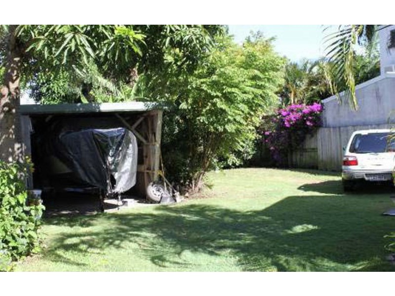 14 Sunshine Parade, Miami QLD 4220