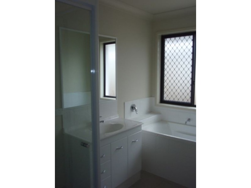 42a Candlebark Circuit, Upper Coomera QLD 4209