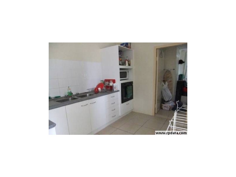 2/4 Clifford Street, Surfers Paradise QLD 4217