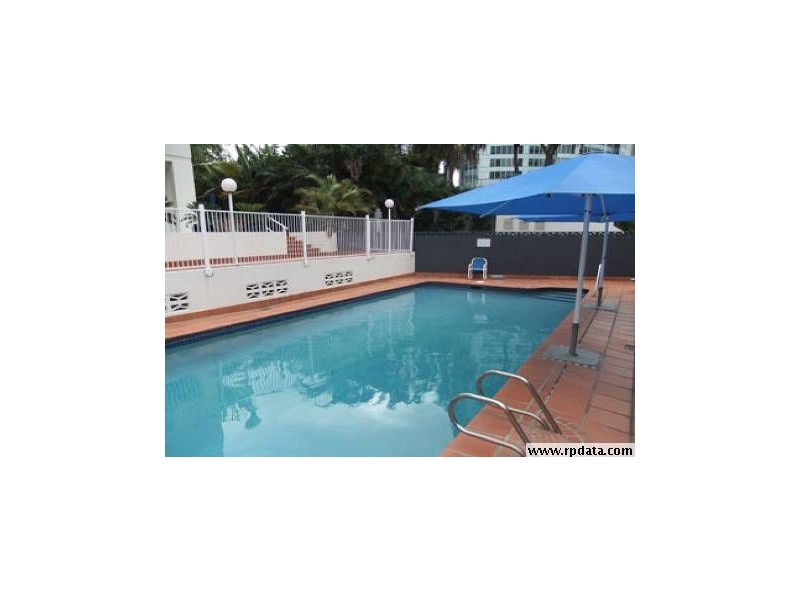 2/4 Clifford Street, Surfers Paradise QLD 4217