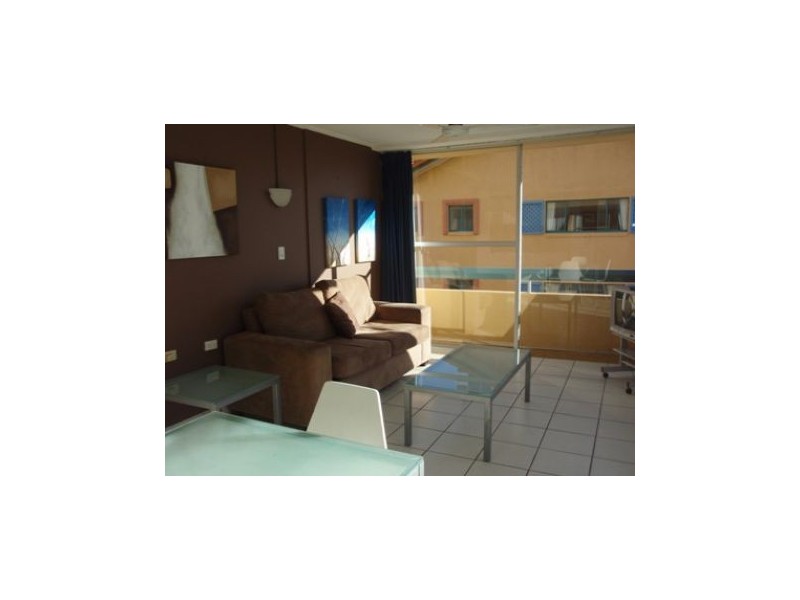 301/2 “Hi Ho Appartments” Queensland Avenue, Broadbeach QLD 4218