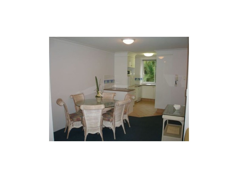 33/28 “Santorini By The Sea” Chairlift Ave, Mermaid Beach QLD 4218