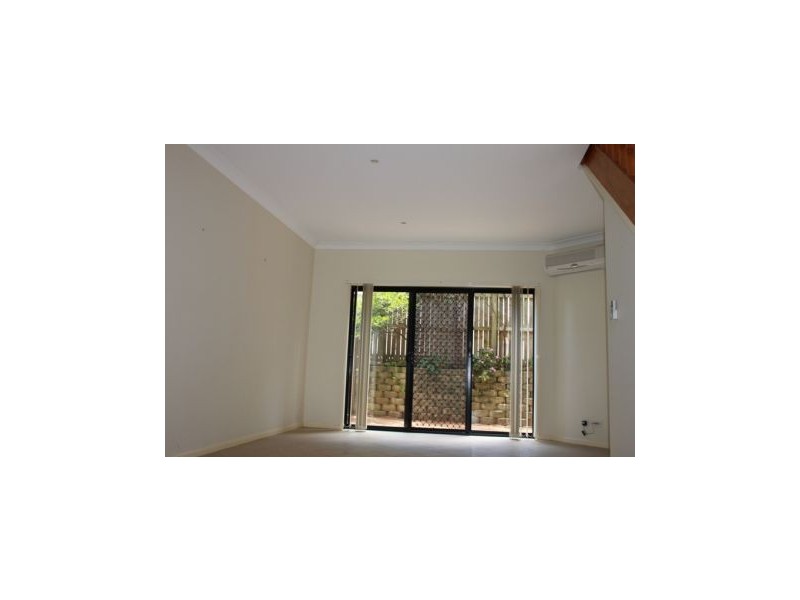 10/141 Cotlew Street, Ashmore QLD 4214