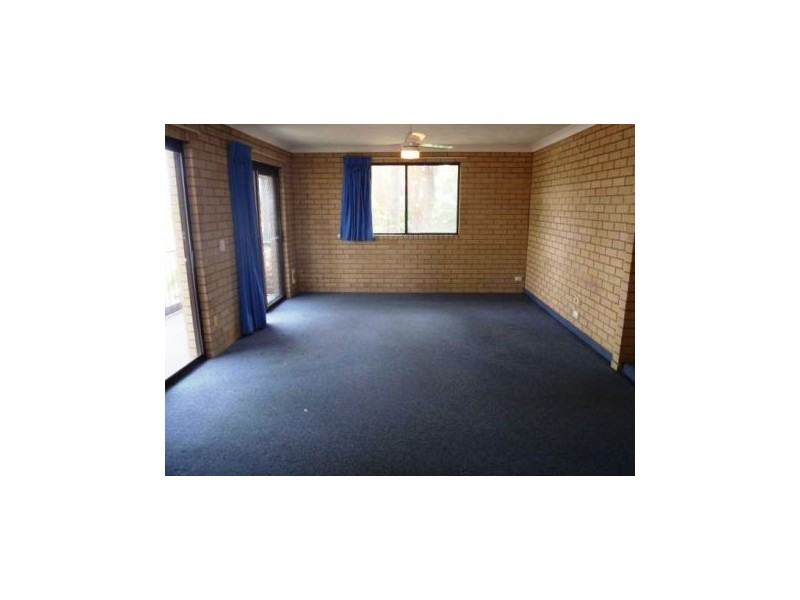 3/2301 “la Costa” Gold Coast Highway, Nobby Beach QLD 4218